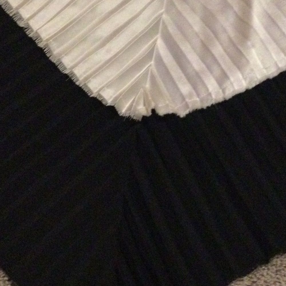 Yigal Azrouel Two tone Chevron pleat topñ - Picture 8 of 11